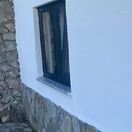 Soeguet Osman Koey Evi * Taslica