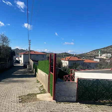 Soeguet Osman Koey Evi Holiday home