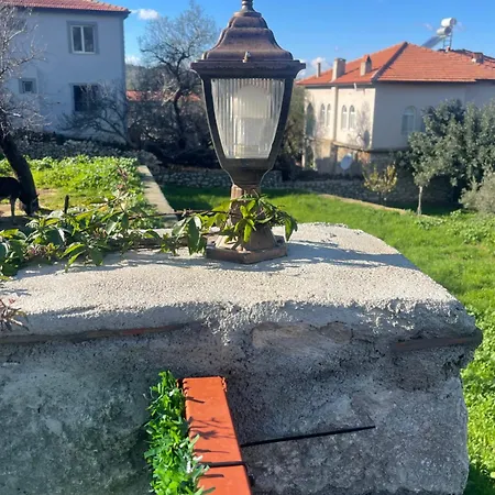 Semesterbostad Soeguet Osman Koey Evi *