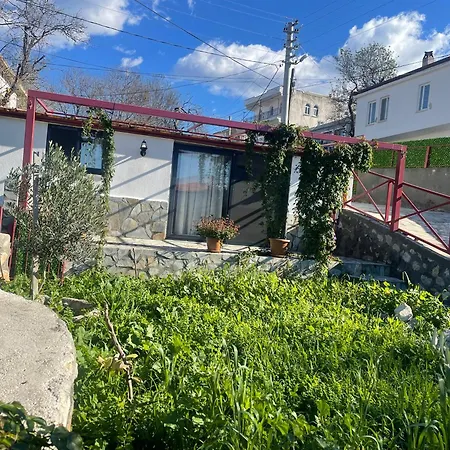 Holiday home Soeguet Osman Koey Evi Taslica